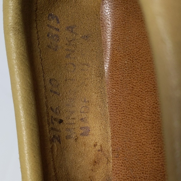 Minnetonka Kids Leather And Beaded Moccasins - Picture 7 of 8